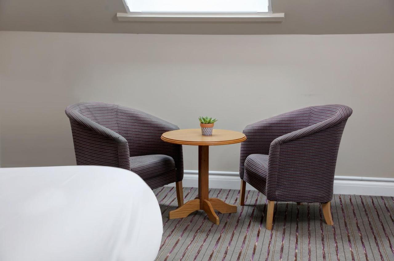 Orchid Epsom; Sure Hotel Collection By Best Western Esterno foto